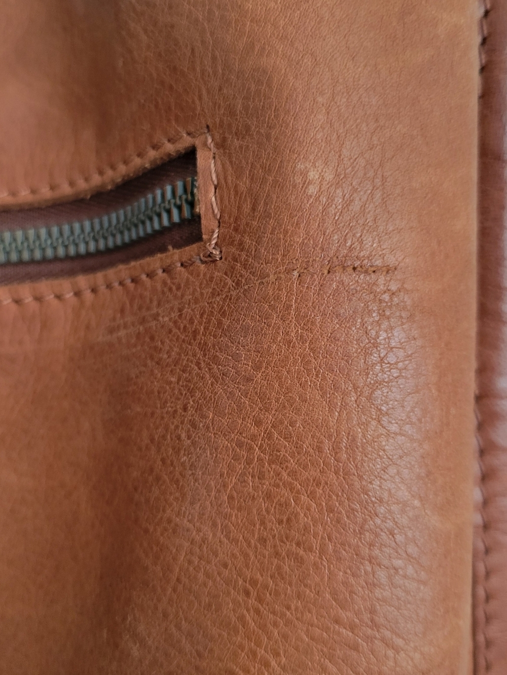 American Leather Co | Cognac Brown Real Leather Shoulder Bag - Picture 7 of 15